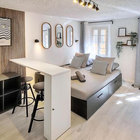 Studio De Luxe Au Coeur De กราส ภายนอก รูปภาพ